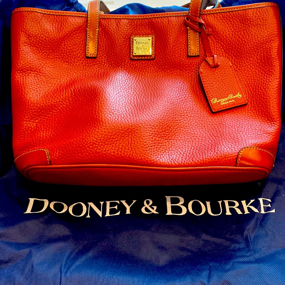 Dooney & Bourke Medium handbag